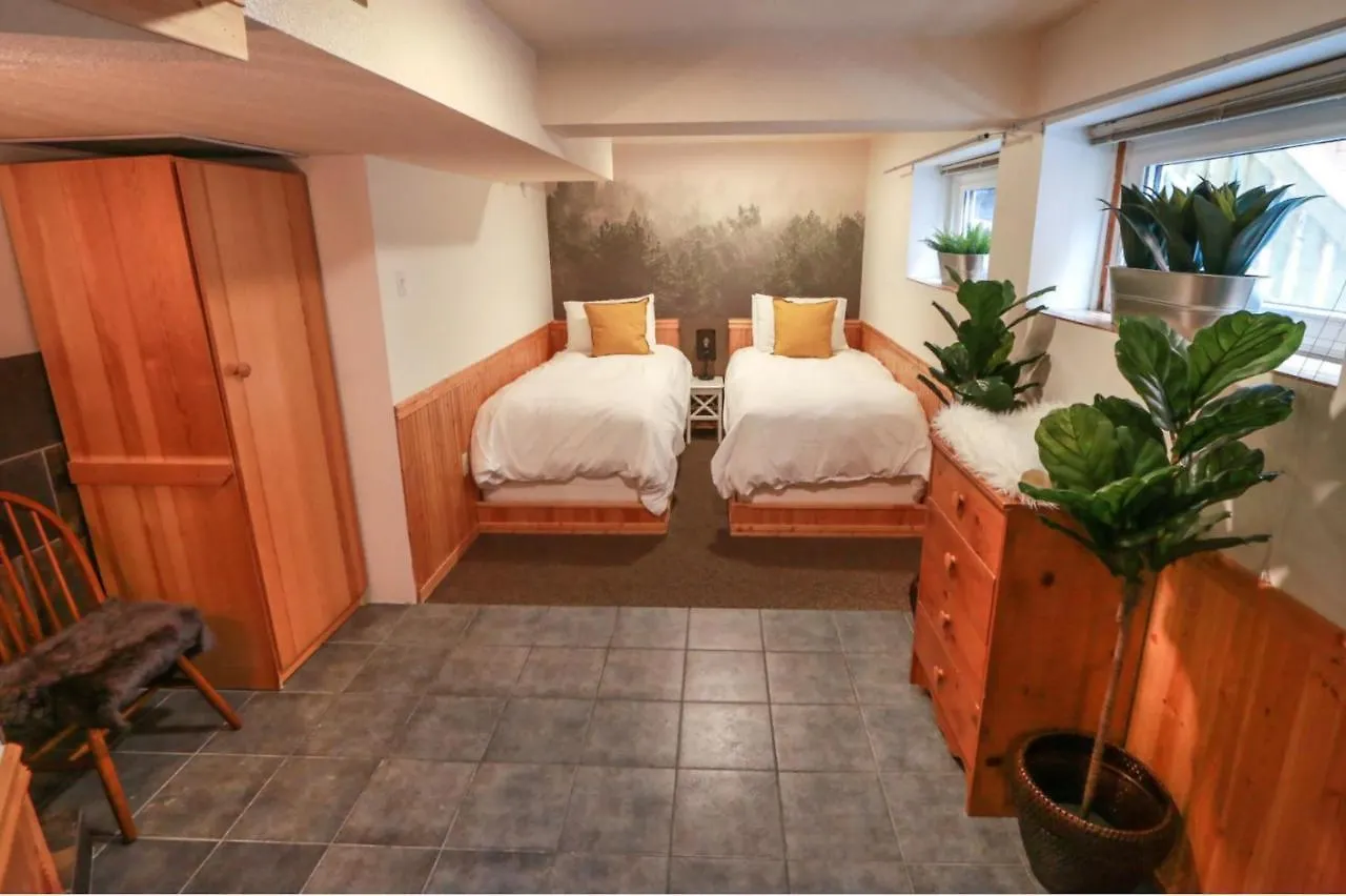 Apartman Banff'S Enchanted Forest Basement Suite